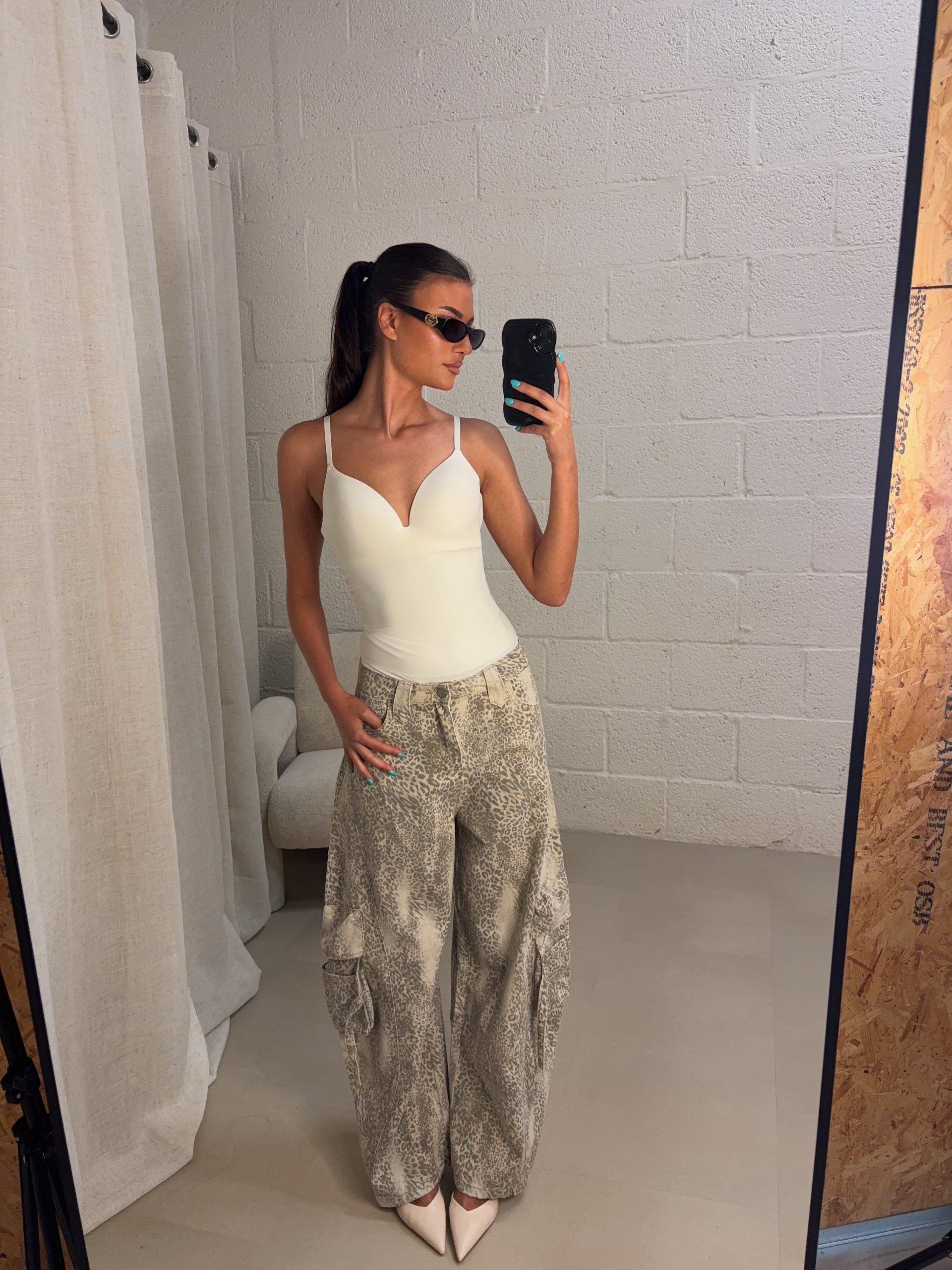 IMG_3447 Cargo pants panter - beige - Afbeelding 1