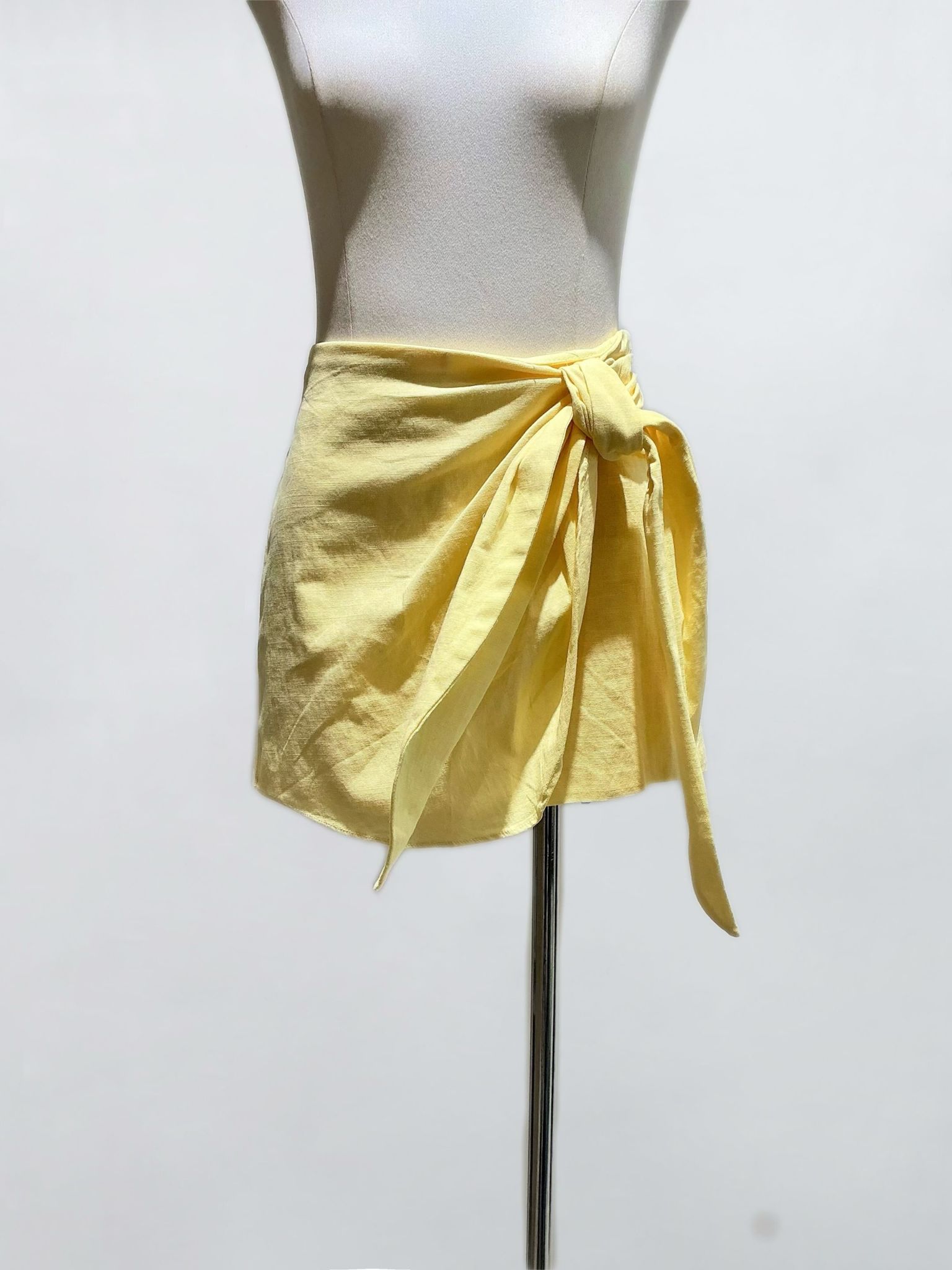 WhatsApp Image 2026-06-23 at 12.48.25 (2) Bow skort - Yellow - Afbeelding 1
