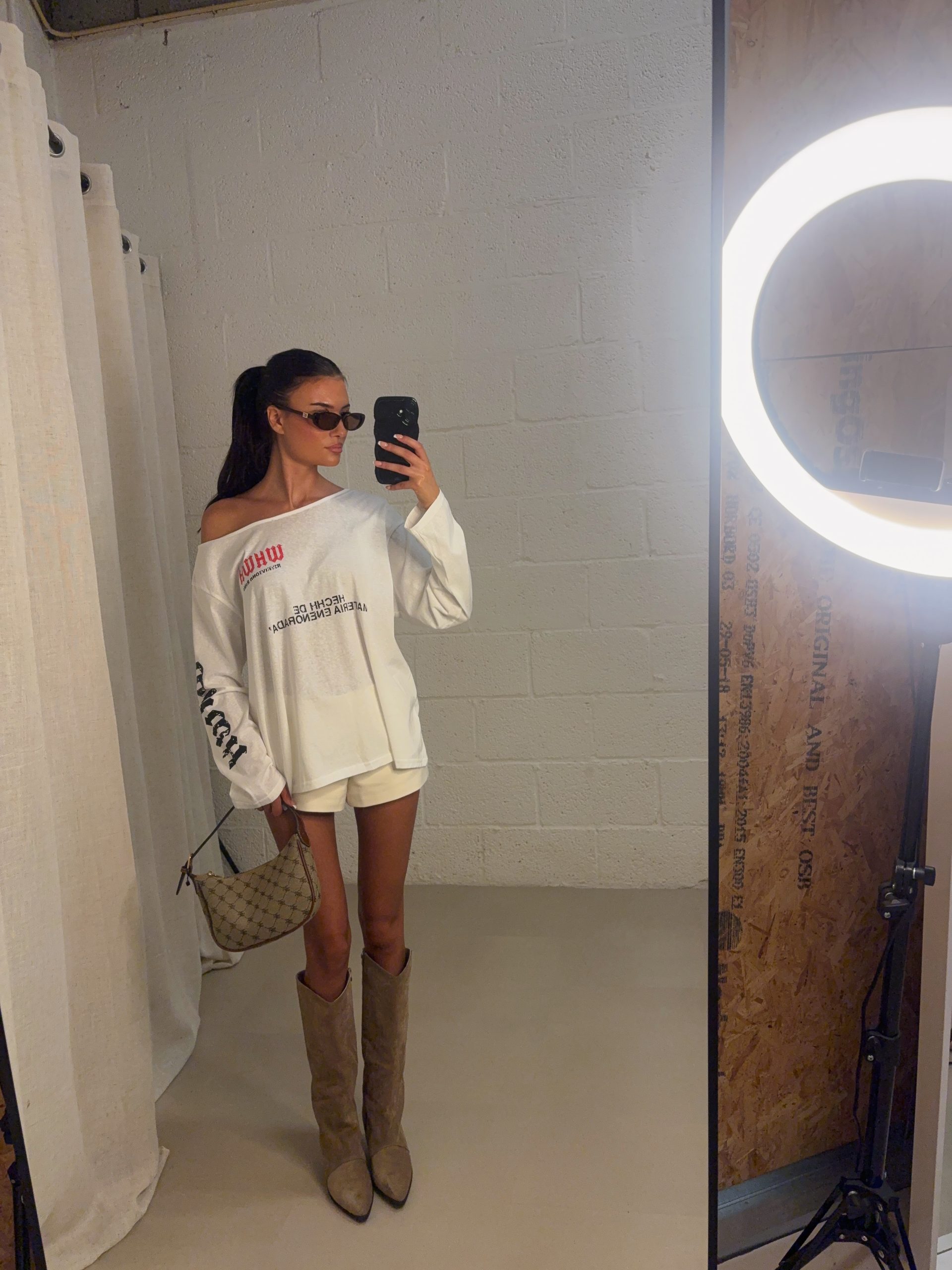 IMG_3302 Aliyah Longsleeve - White - Afbeelding 1