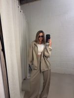 Tracksuit - beige